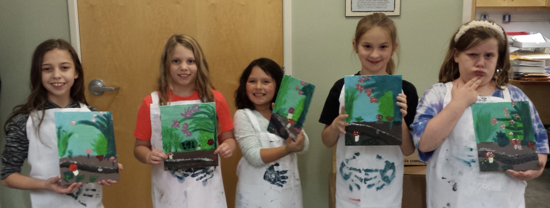 You are currently viewing YOUTH ART CLUB with April Hoff Ages 6+